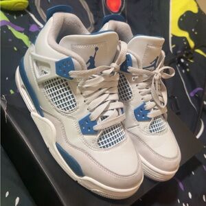 4y grade school retro 4 . worn twice!!